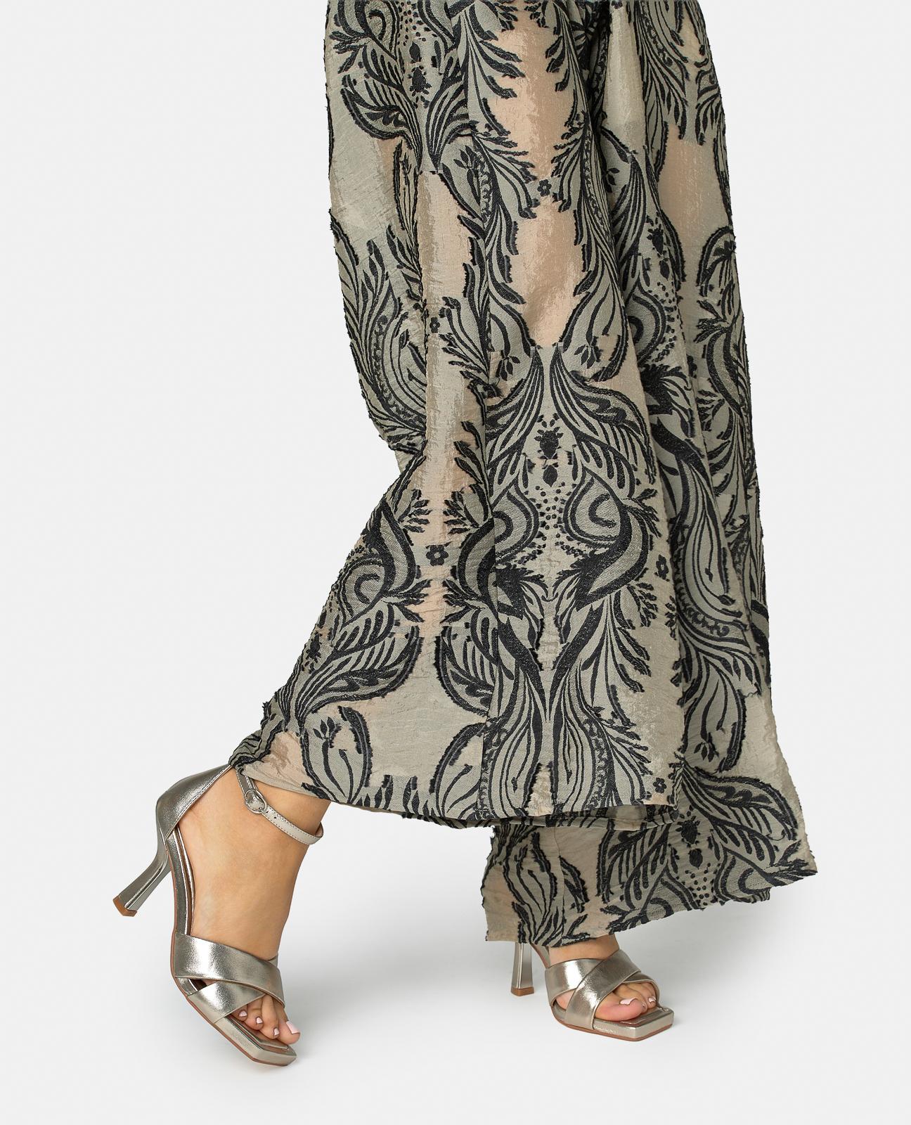 SANDALIA TACON TIRAS CRUZADAS