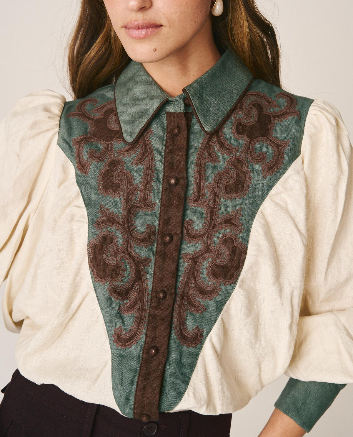 EMBROIDERED LINEN SHIRT