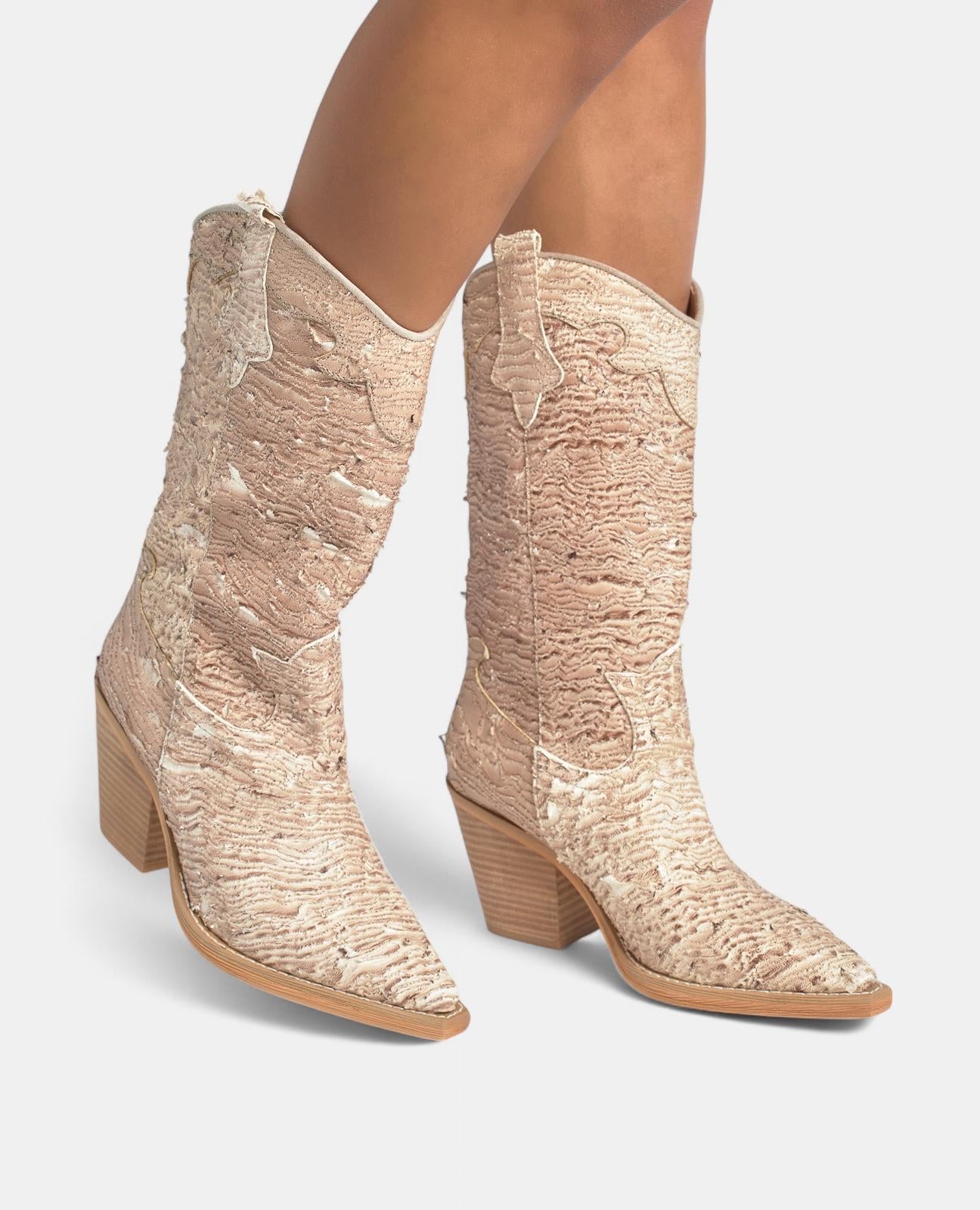 BESTICKTER HALBSTIEFEL