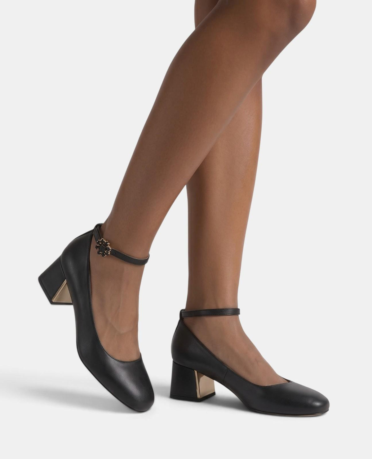 SCARPA IN PELLE NAPPA CON CINTURINO