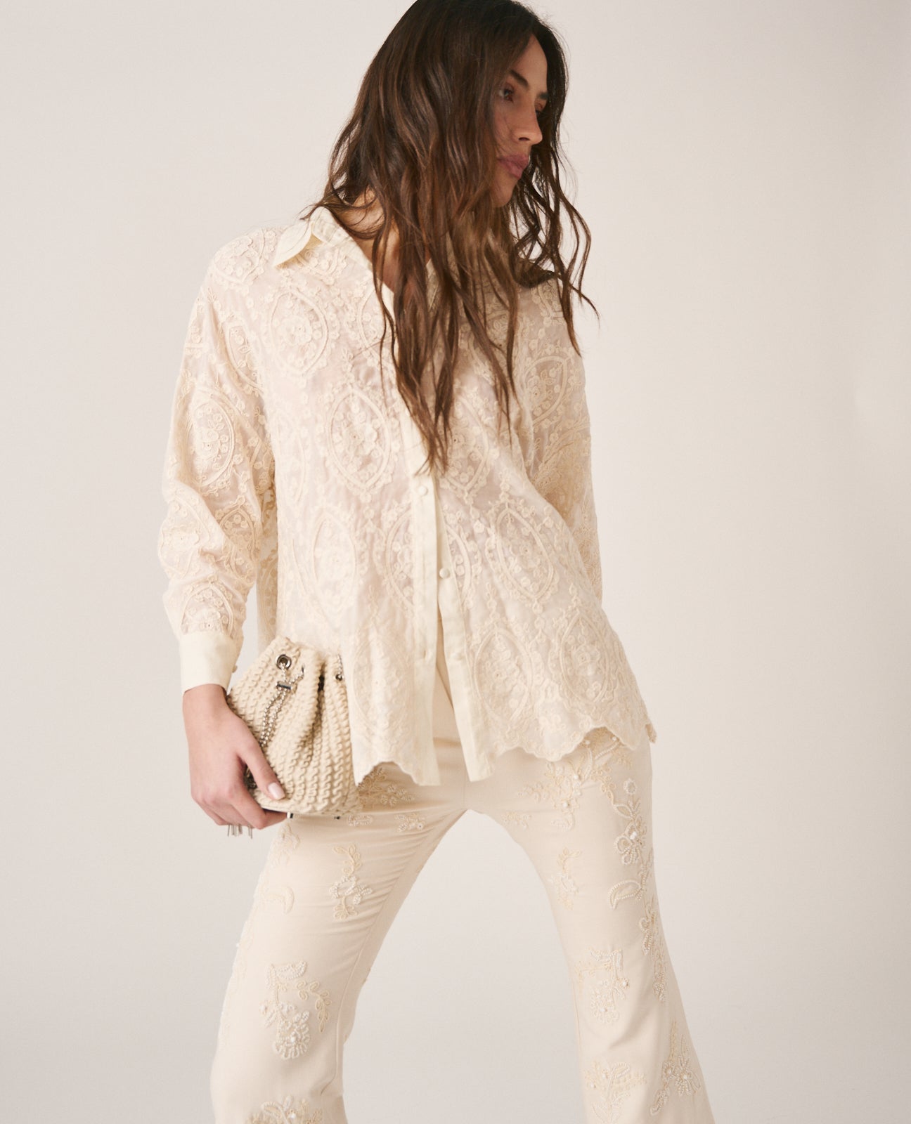 SHIRT EMBROIDERED DETAILS