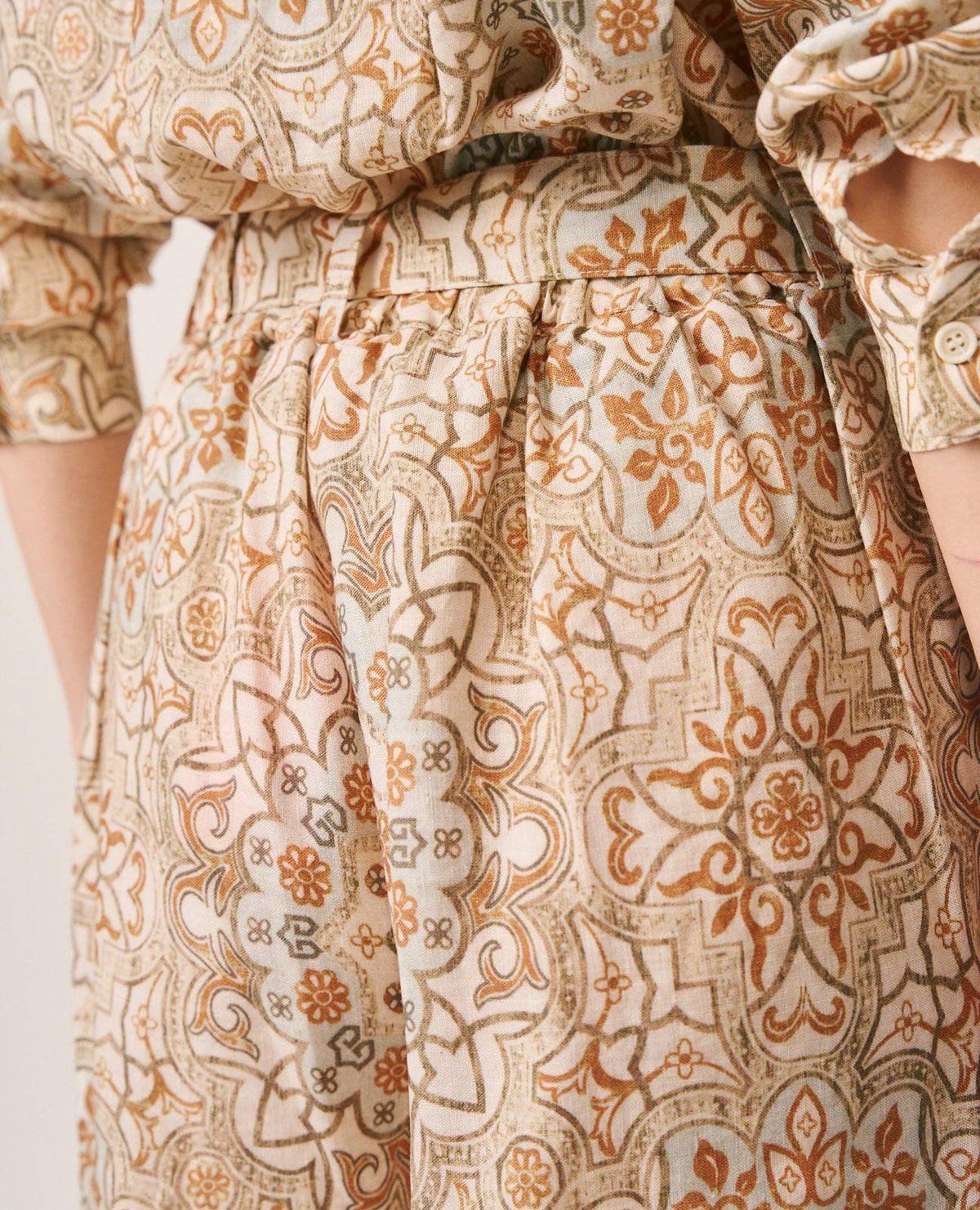 PANTALÓN ESTAMPADO