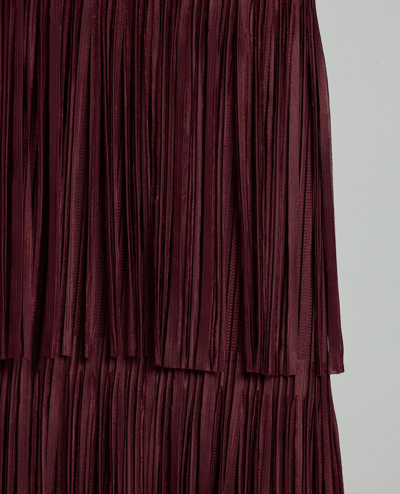 FALDA CUBIERTA CON FLECOS