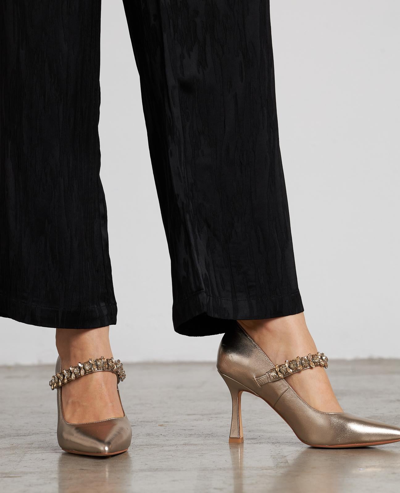 STRAIGHT TEXTURED PANTS