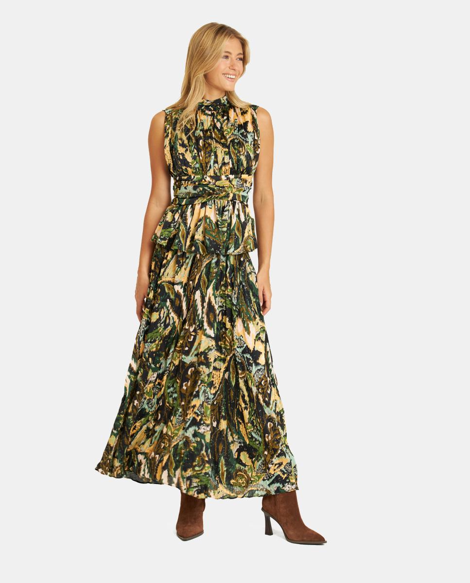 TOP WITH RUFFLED NECKLINE