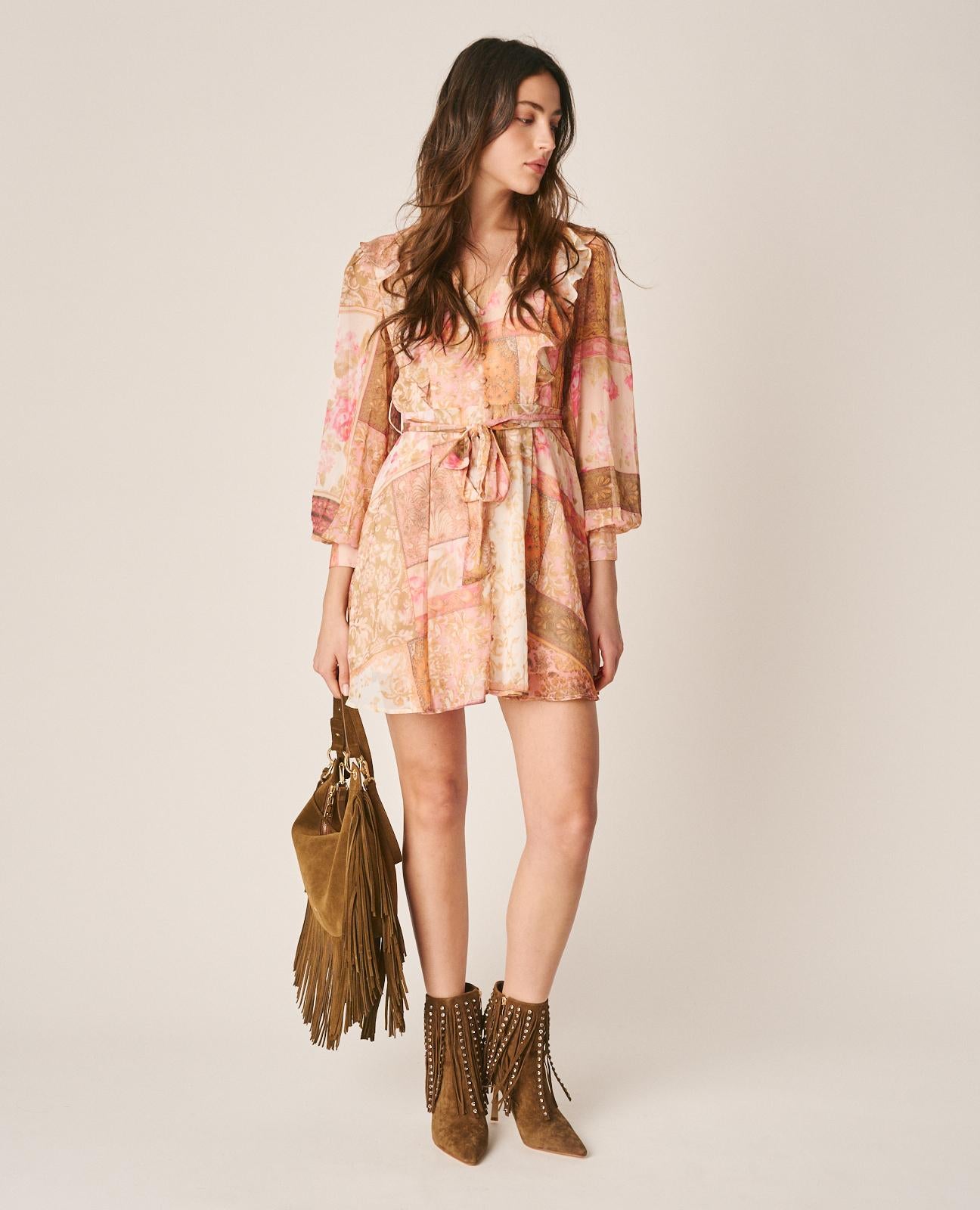 VESTIDO CORTO DETALLE VOLANTES