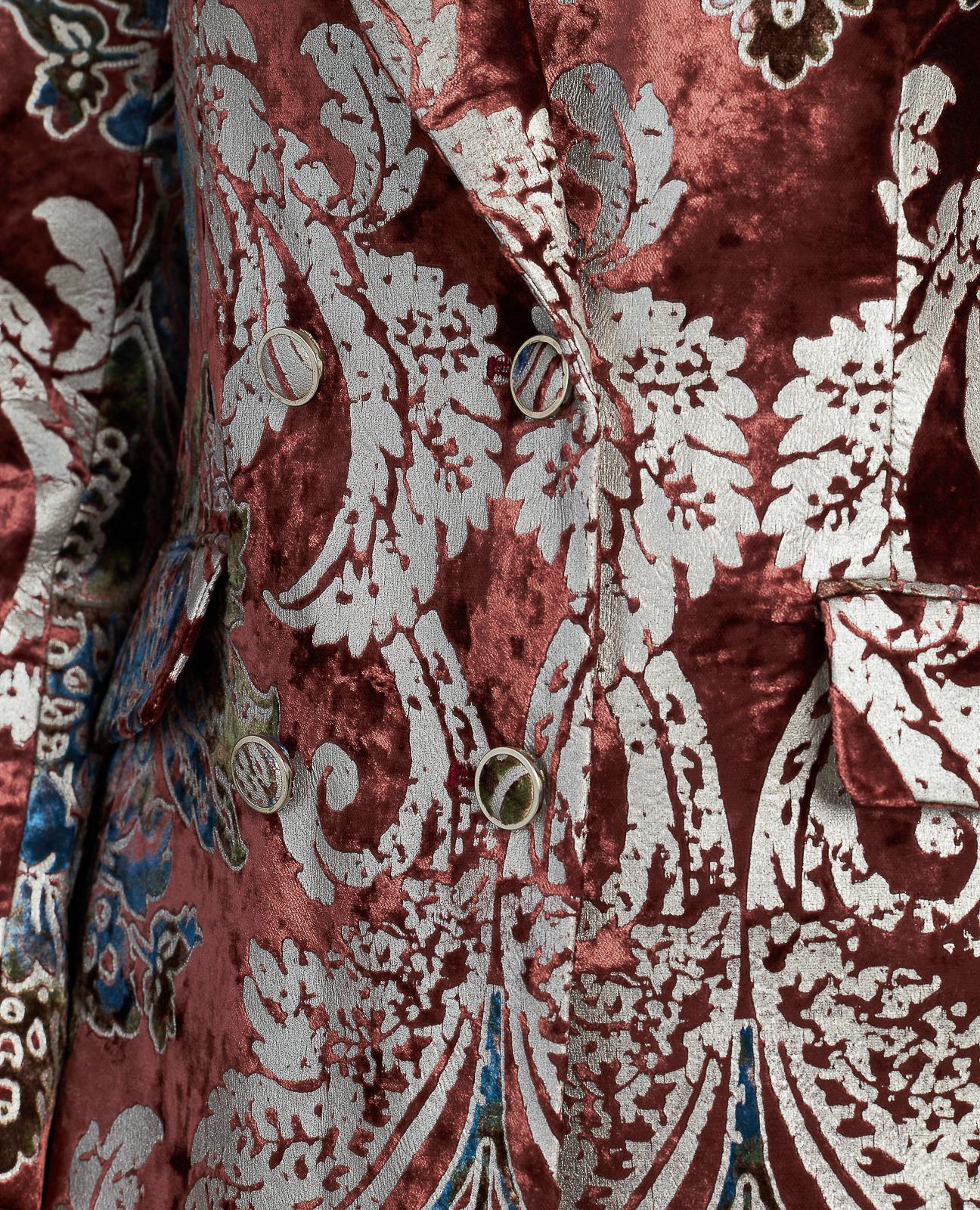 BLAZER DETALLES TERCIOPELO