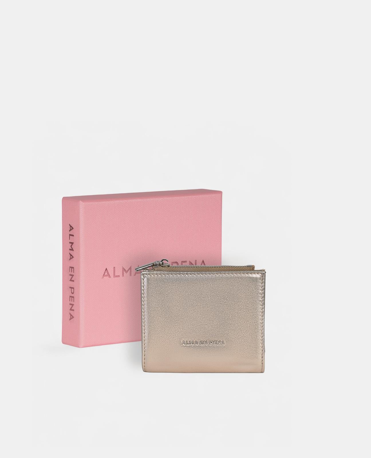 CARTERA CUADRADA CREMALLERA