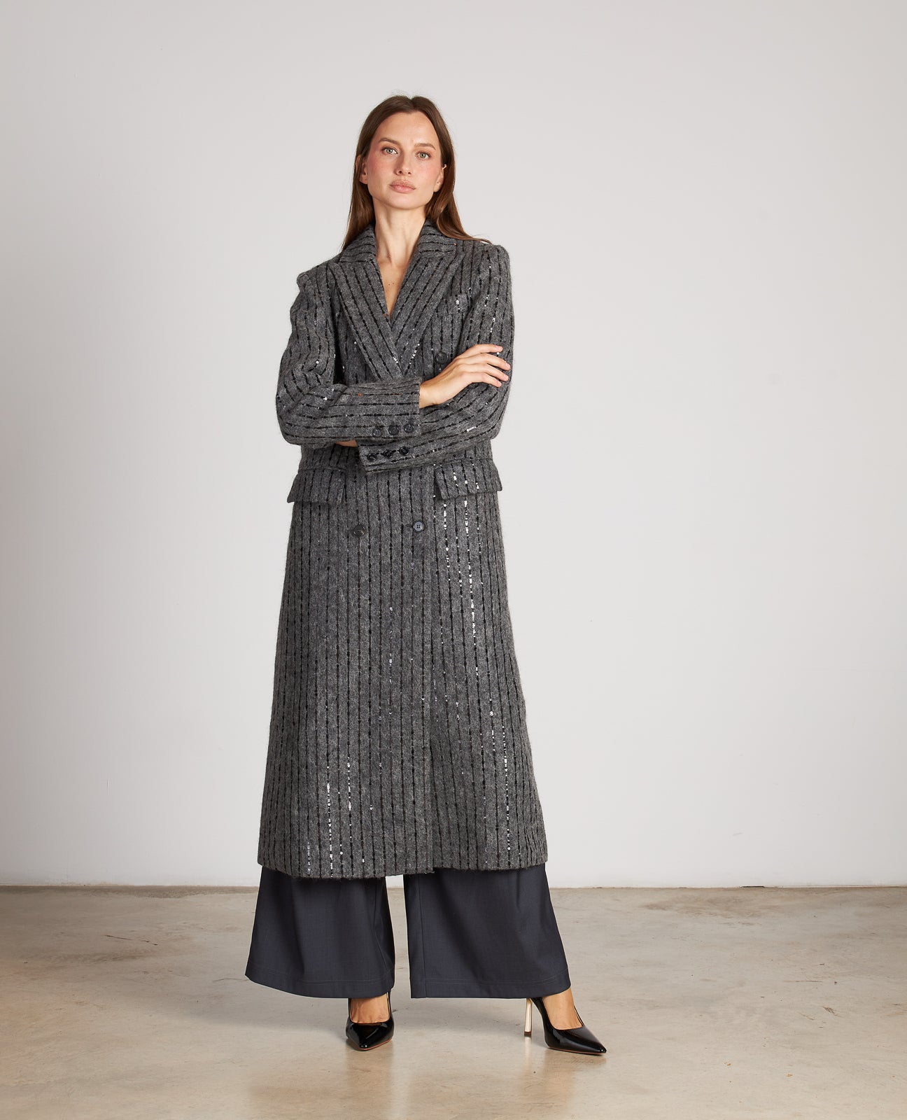 ABRIGO CRUZADO DETALLE LENTEJUELAS