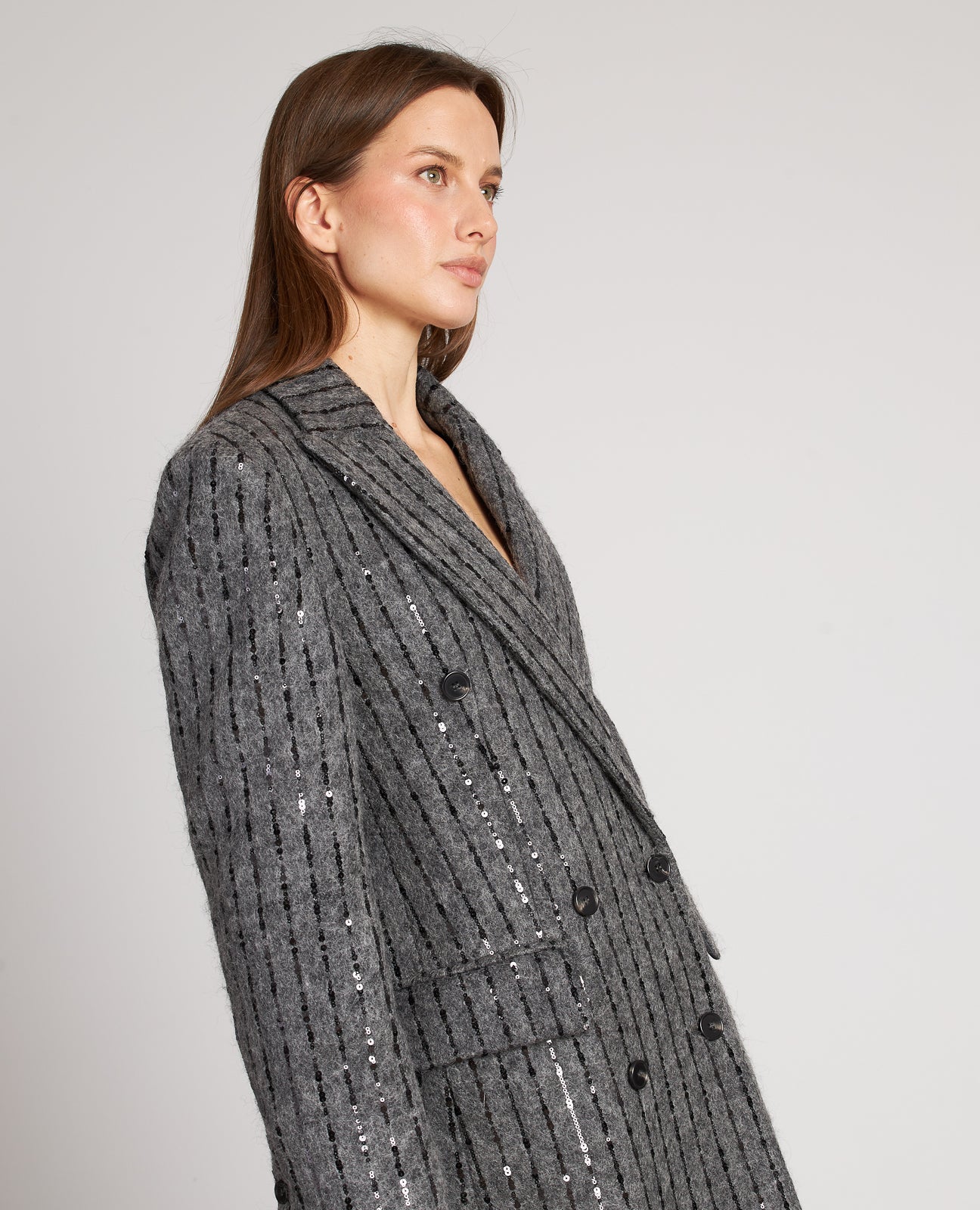 ABRIGO CRUZADO DETALLE LENTEJUELAS