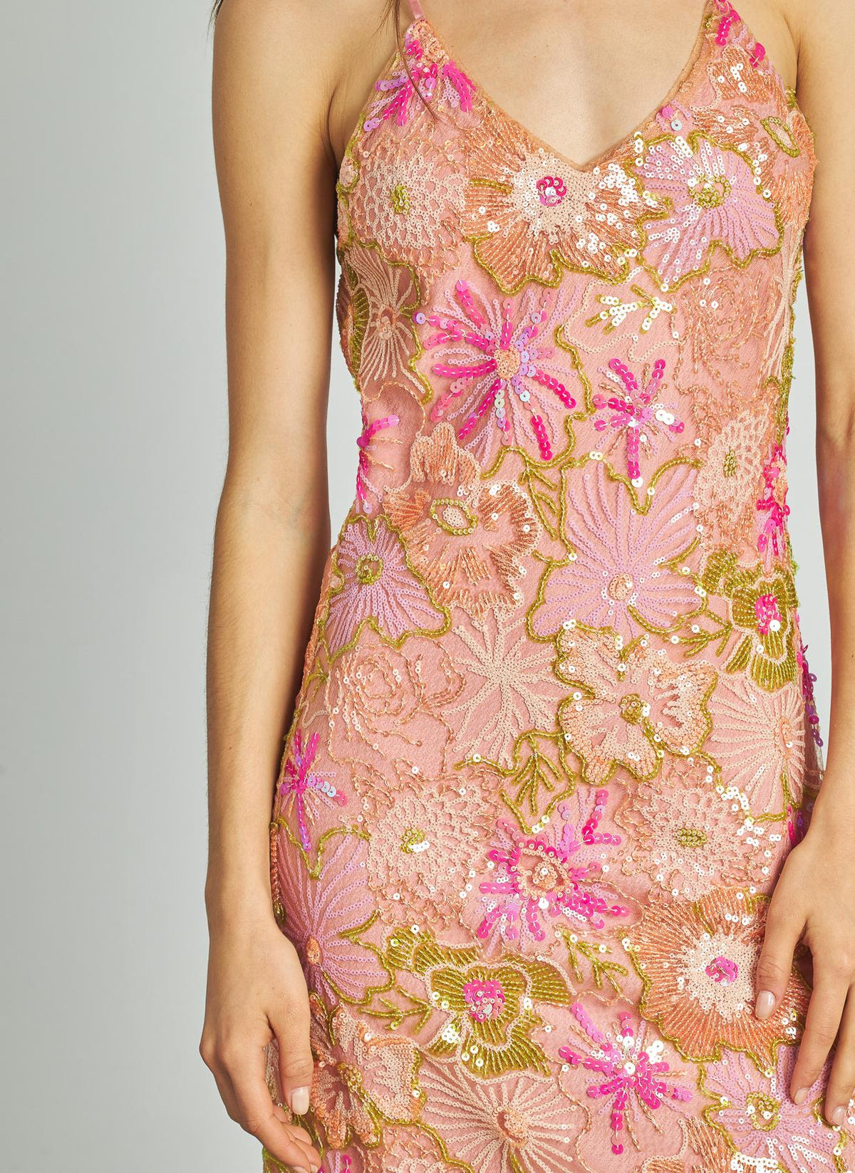 VESTIDO MIDI LENTEJUELAS