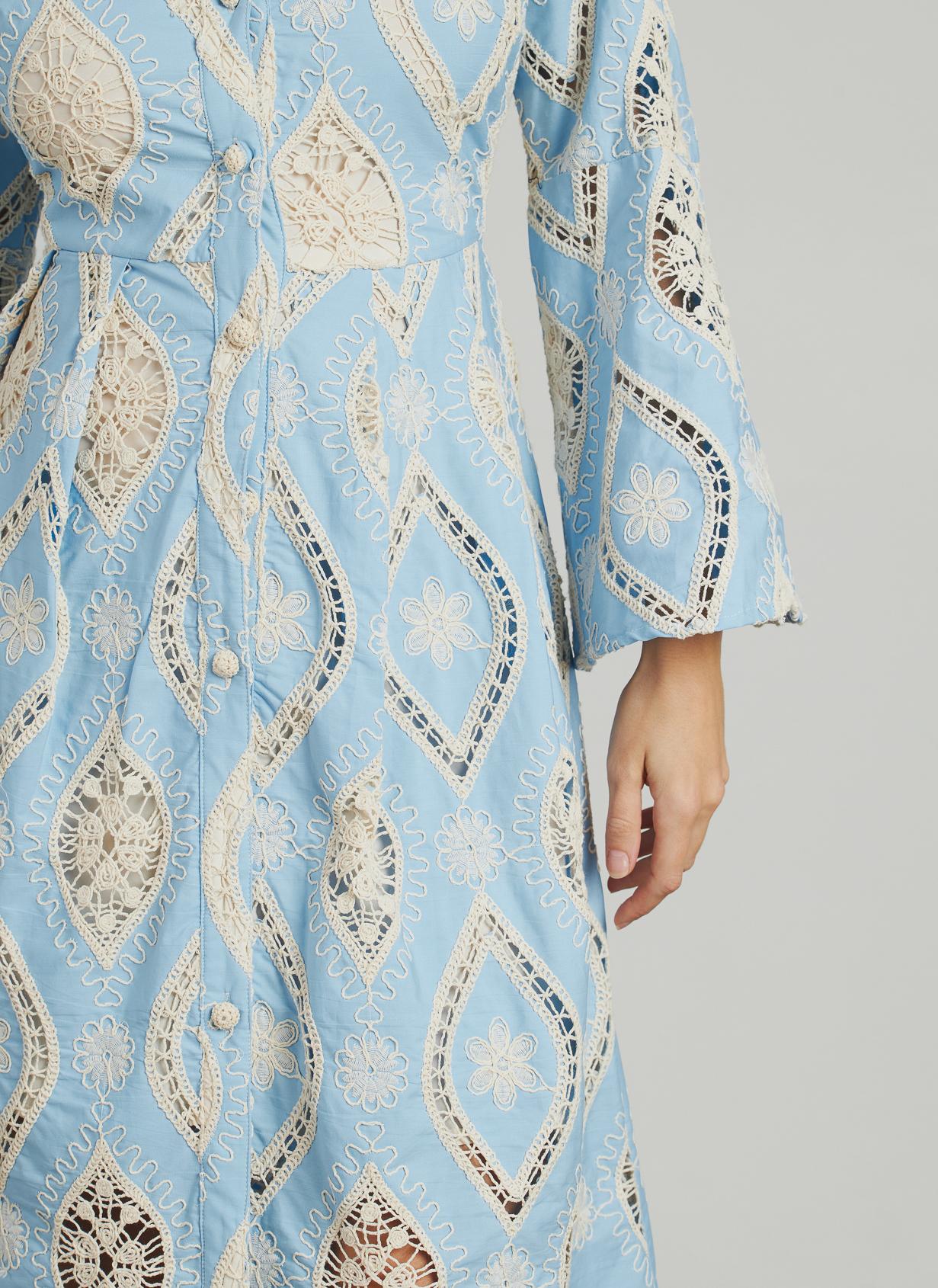 SHORT DRESS WITH EMBROIDERED DETAILS