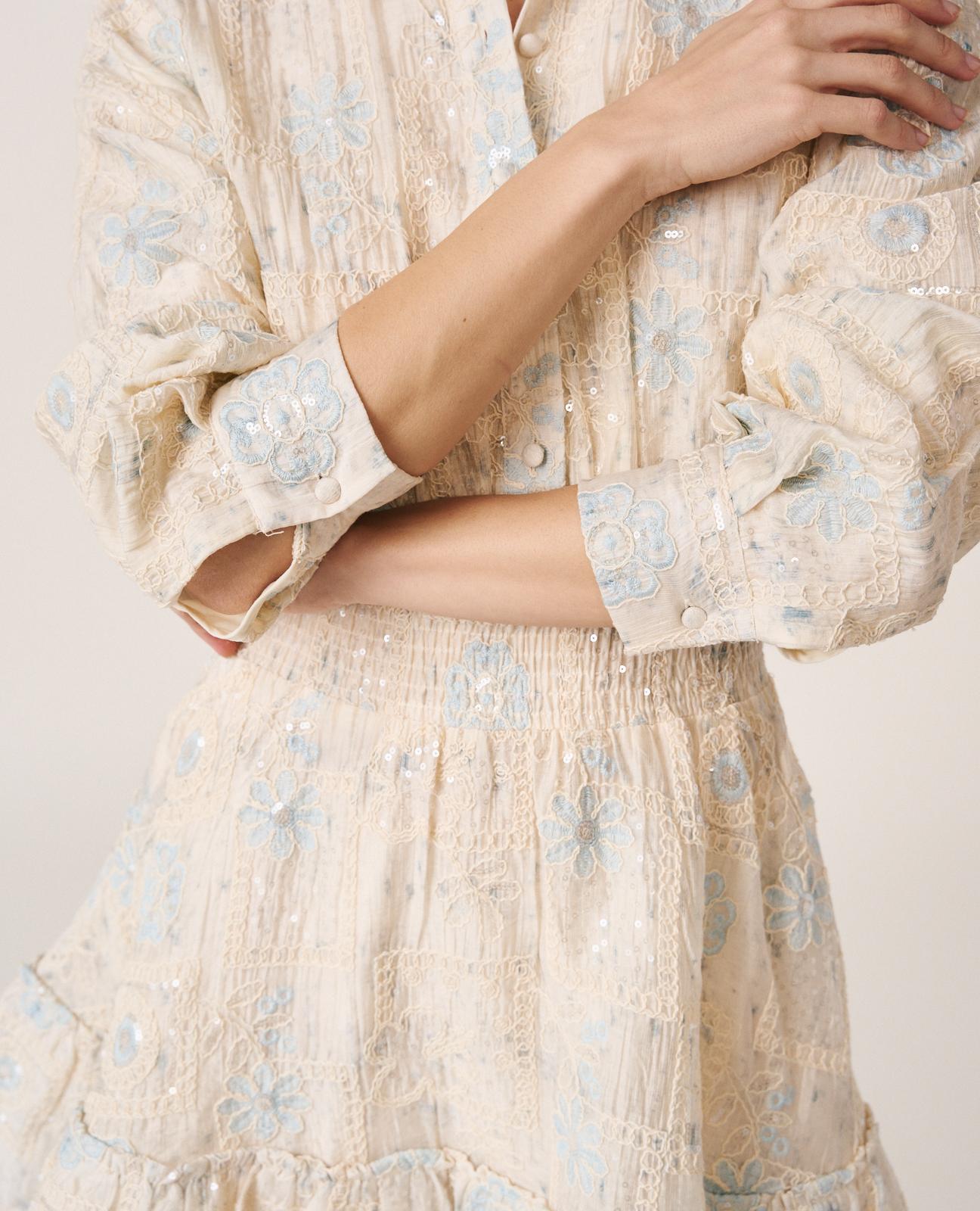 MINIVESTIDO COM MANGAS CAMISETA