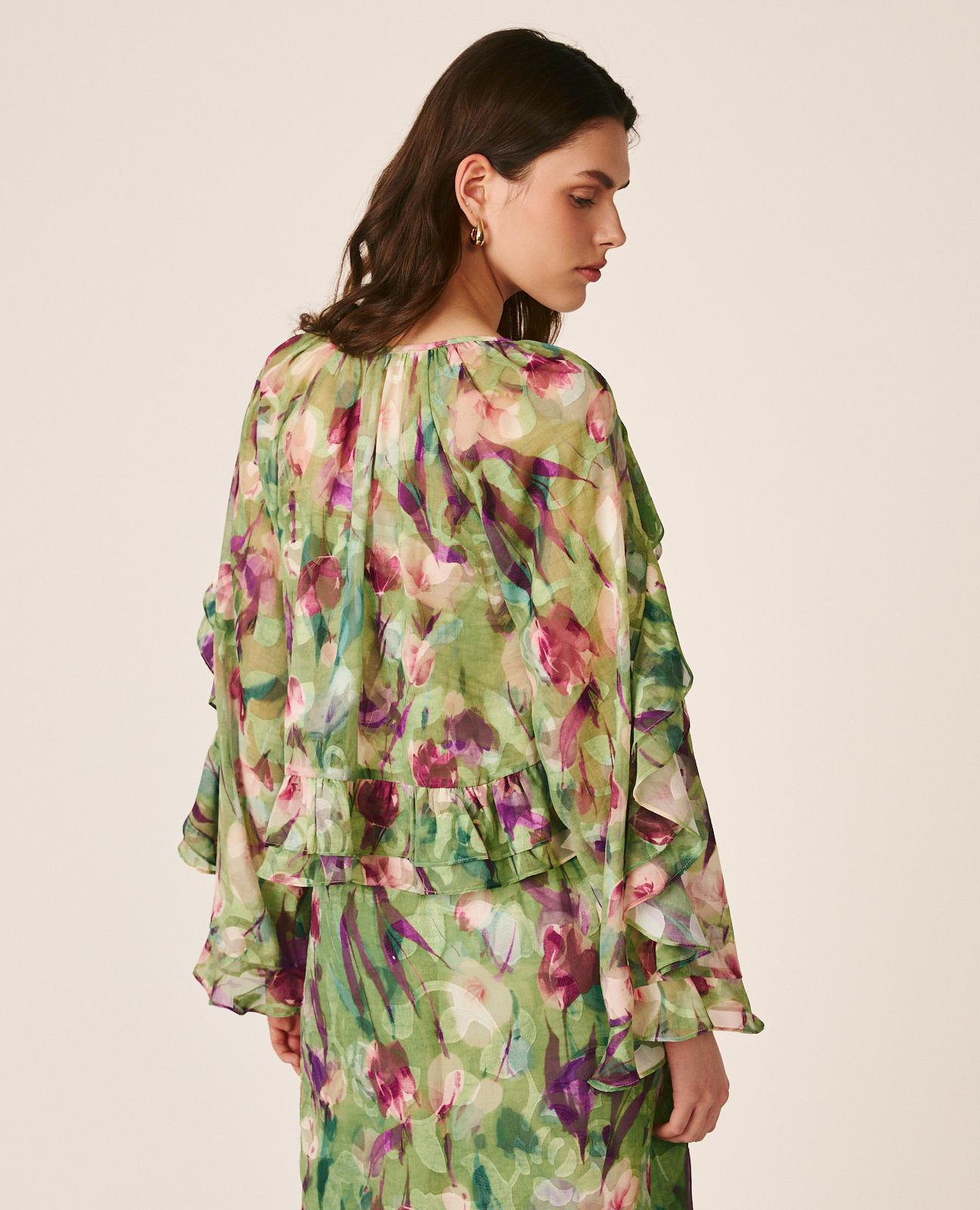 RUFFLE SLEEVE BLOUSE