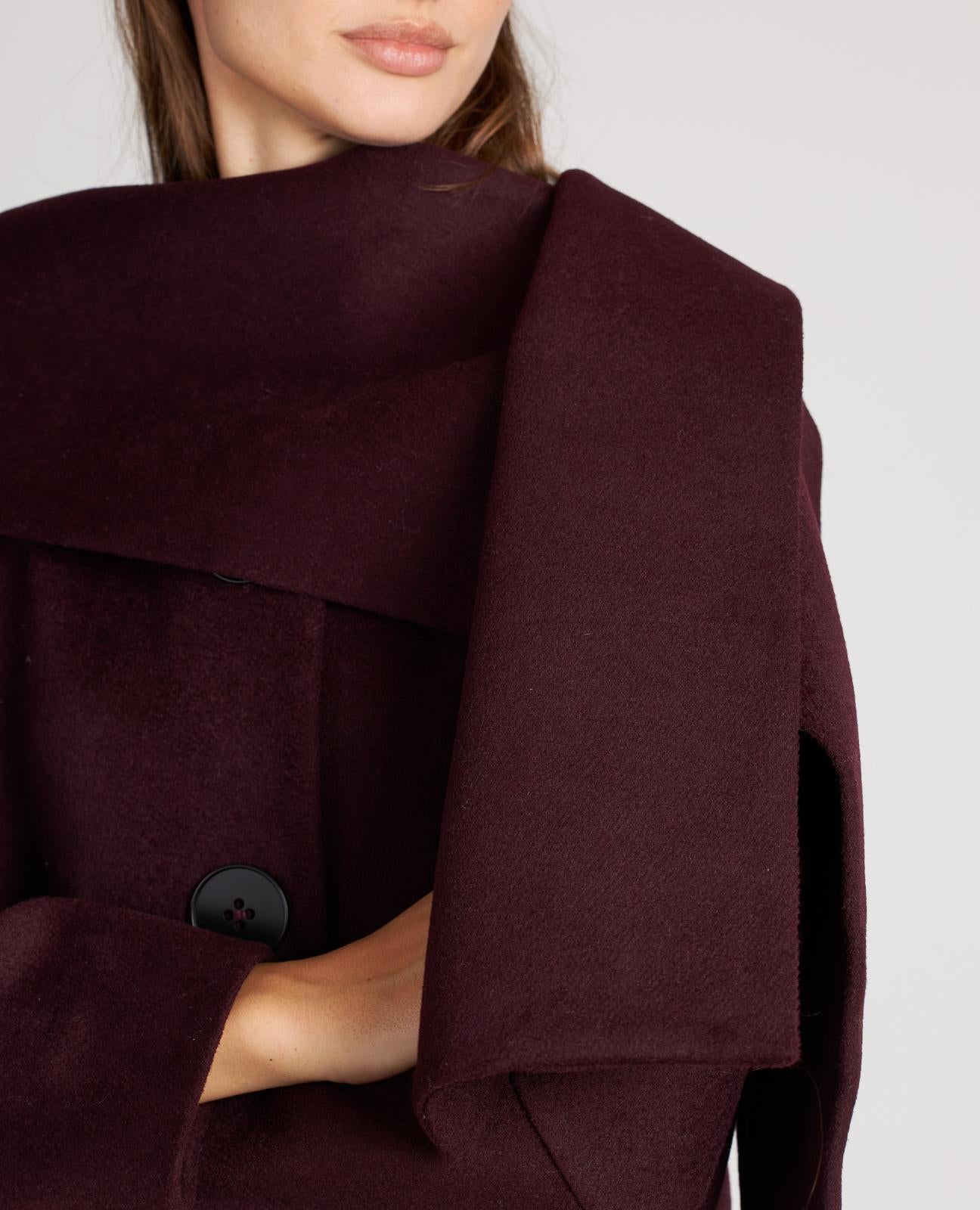 CAPPOTTO CON SCIARPA A BOTTONI