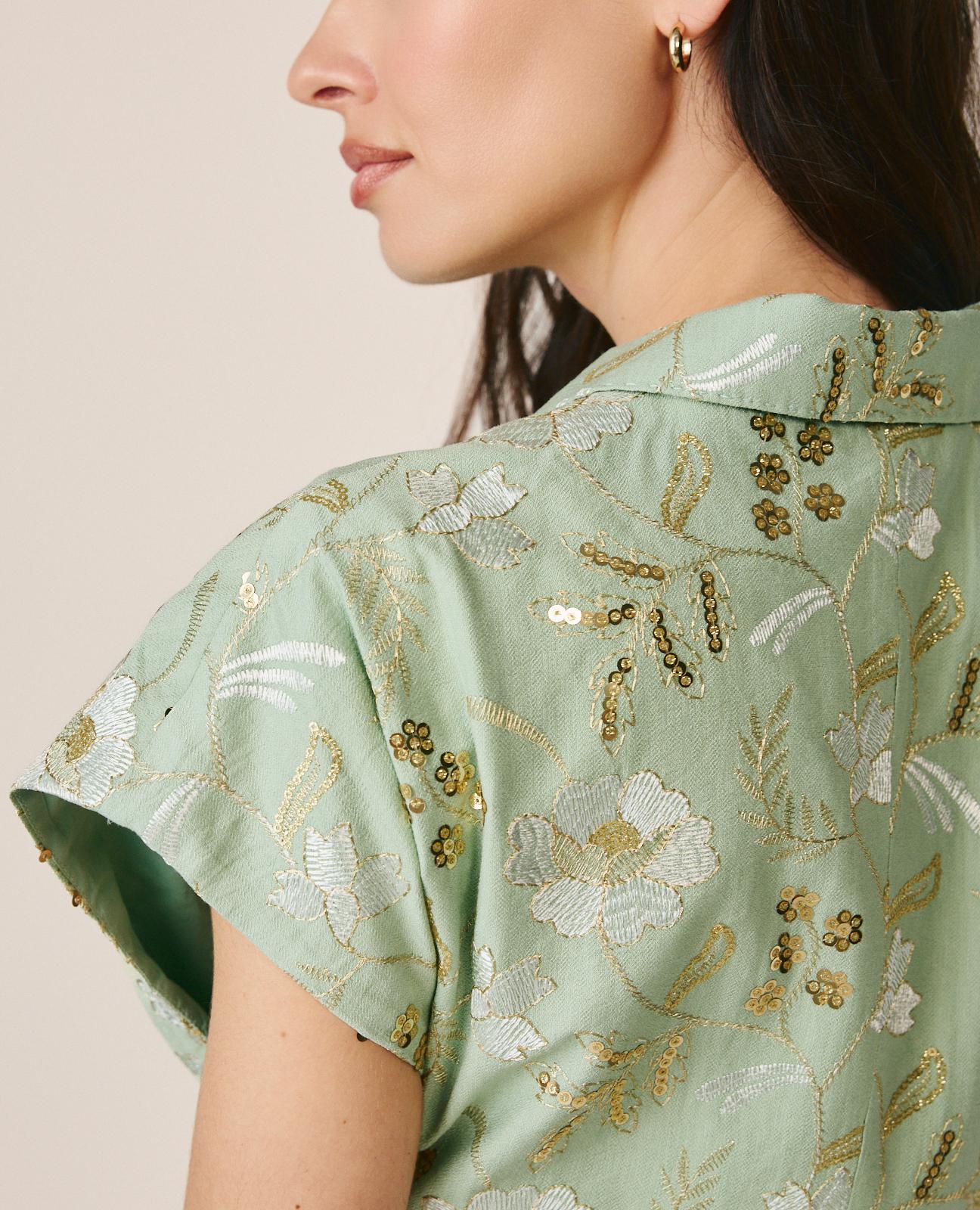 CHALECO BORDADO FLORAL