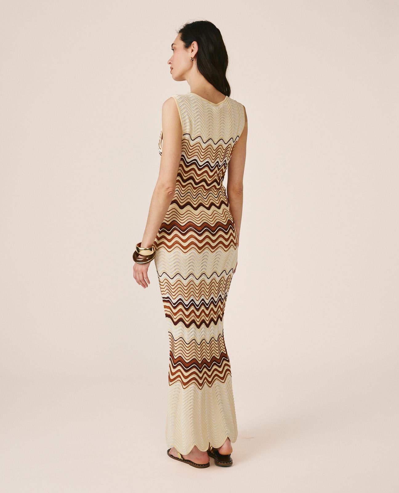 VESTIDO PUNTO SIN MANGAS