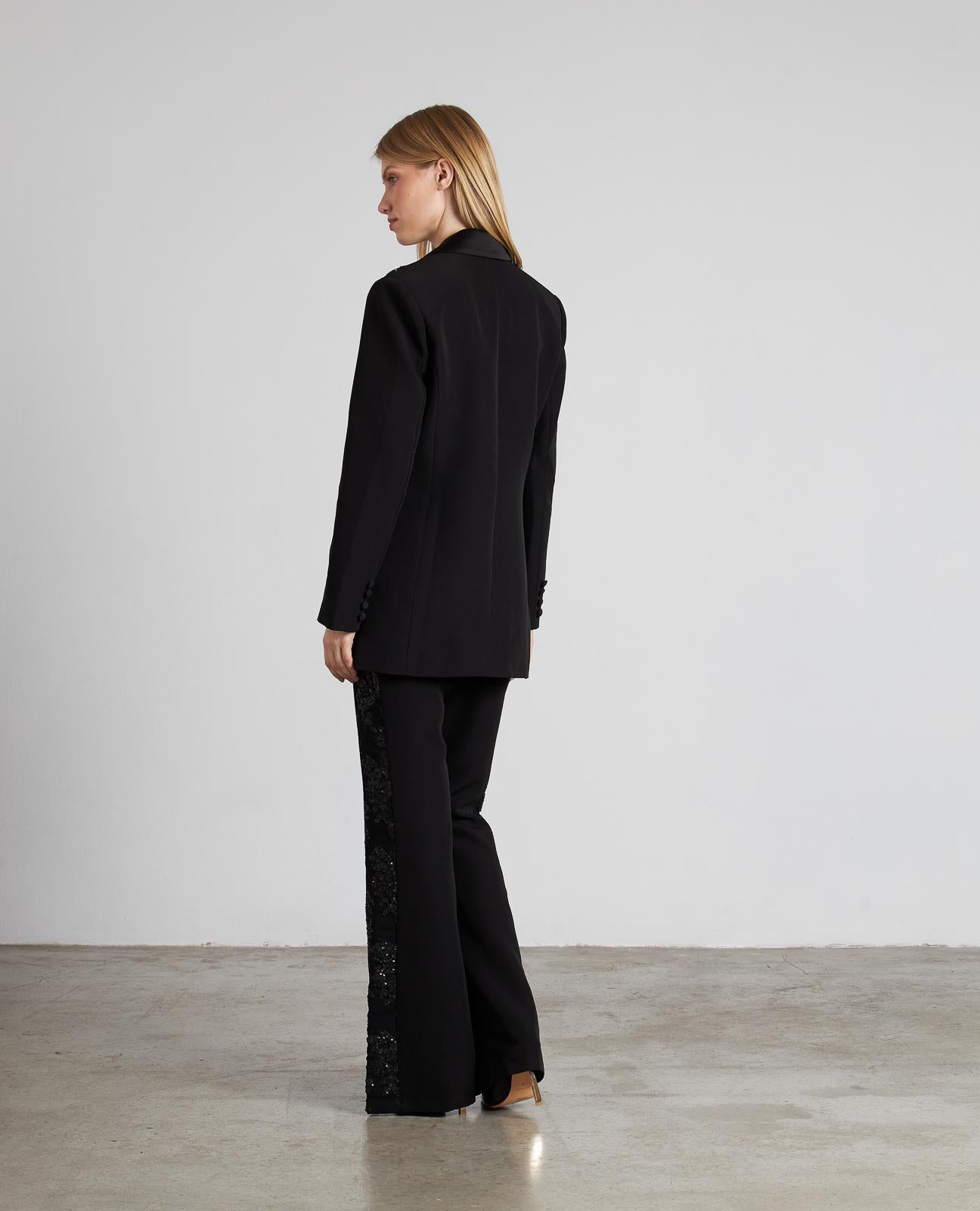 BLAZER DETALLES LENTEJUELAS