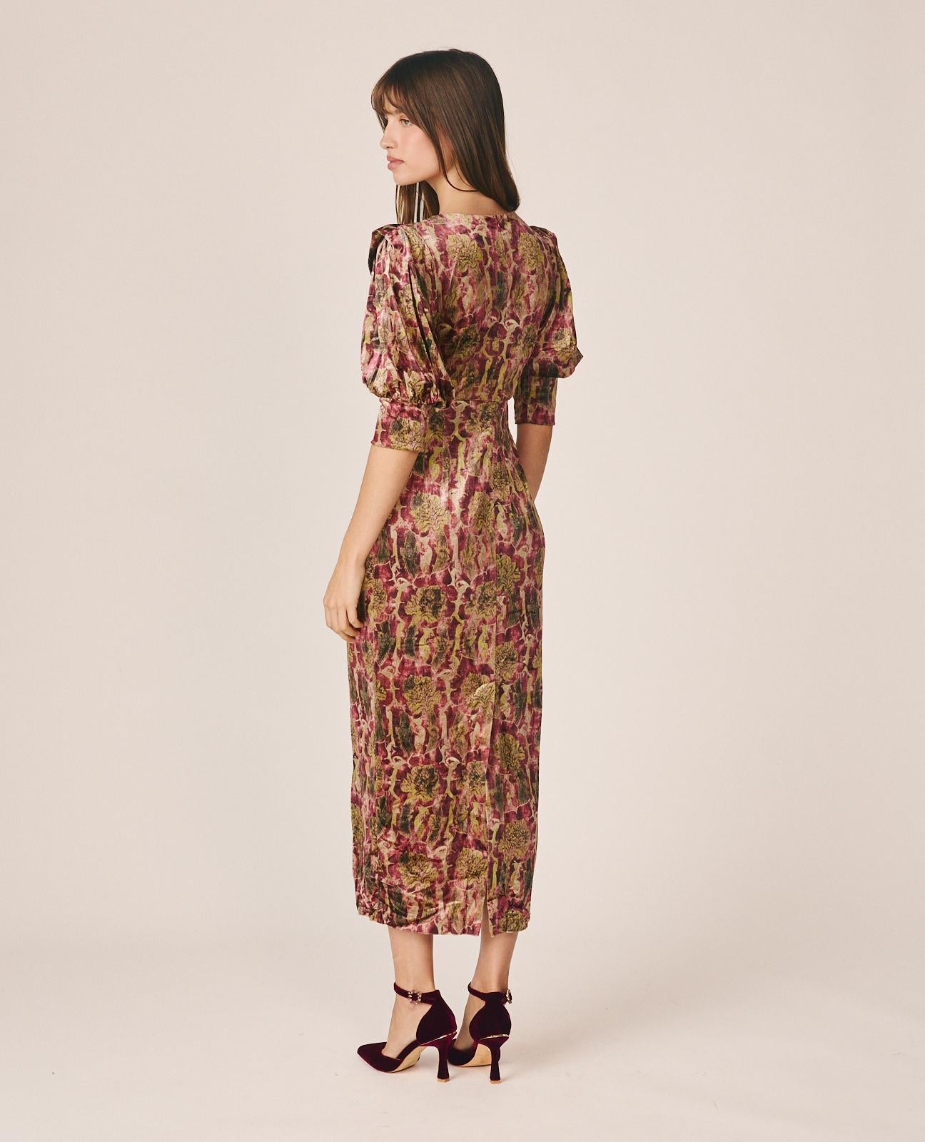 VESTIDO MIDI ESTAMPADO ABSTRACTO