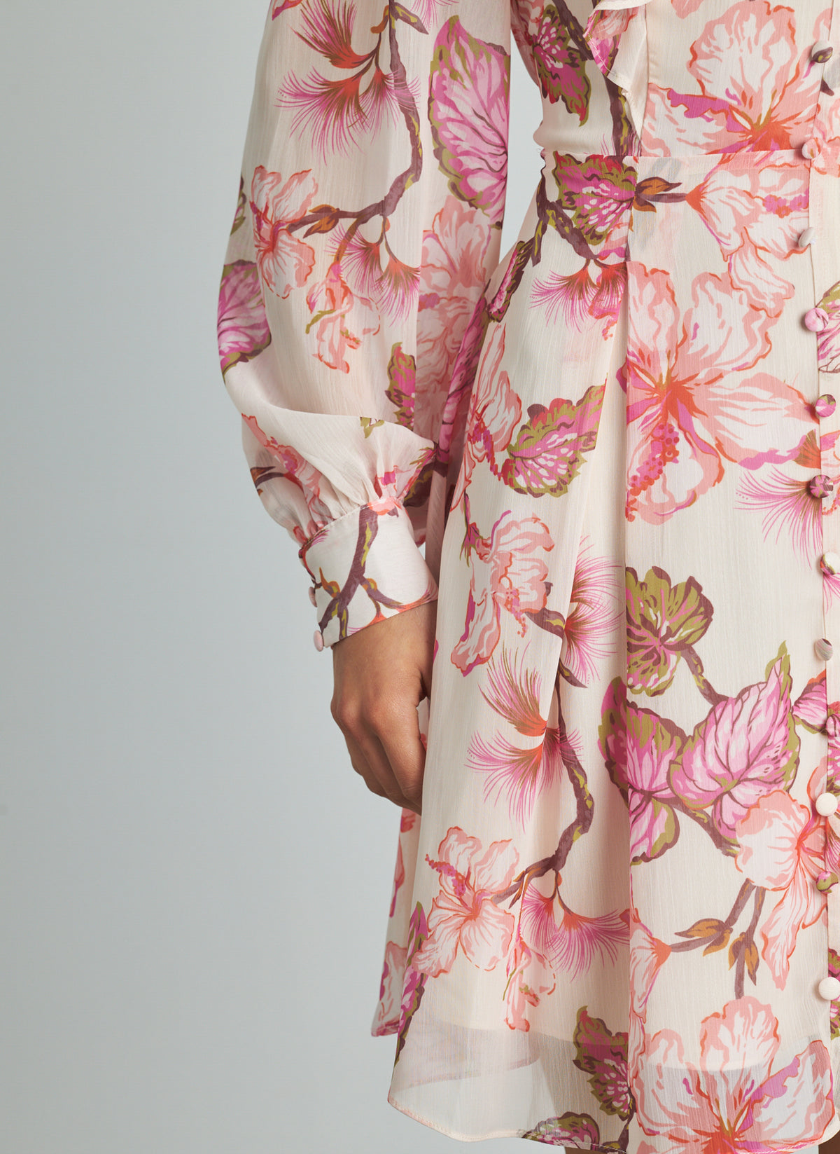 VESTIDO CORTO DETALLE VOLANTES