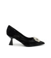 POINTED TOE SHOE WITH ORNAMENT