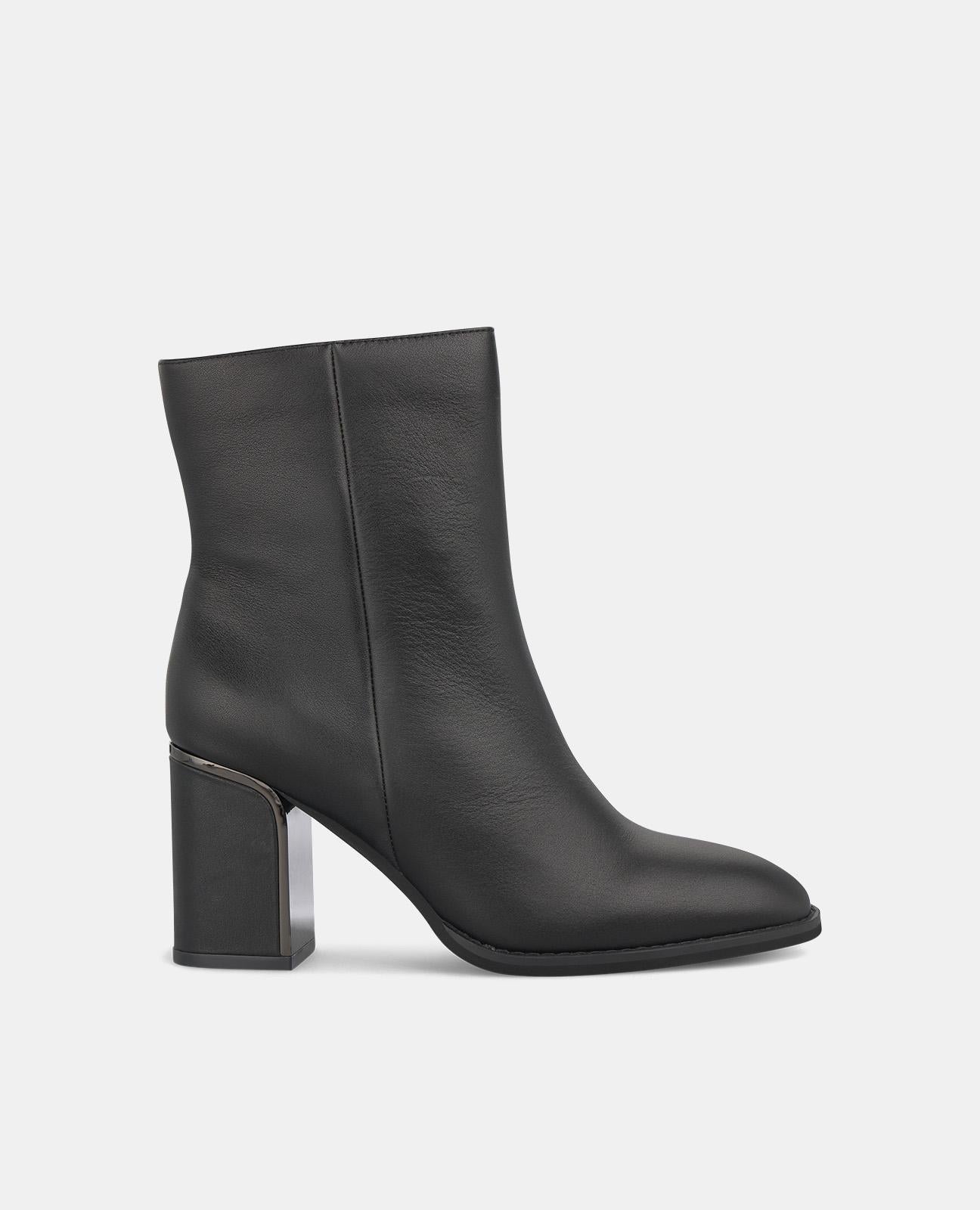 HEEL ANKLE BOOT