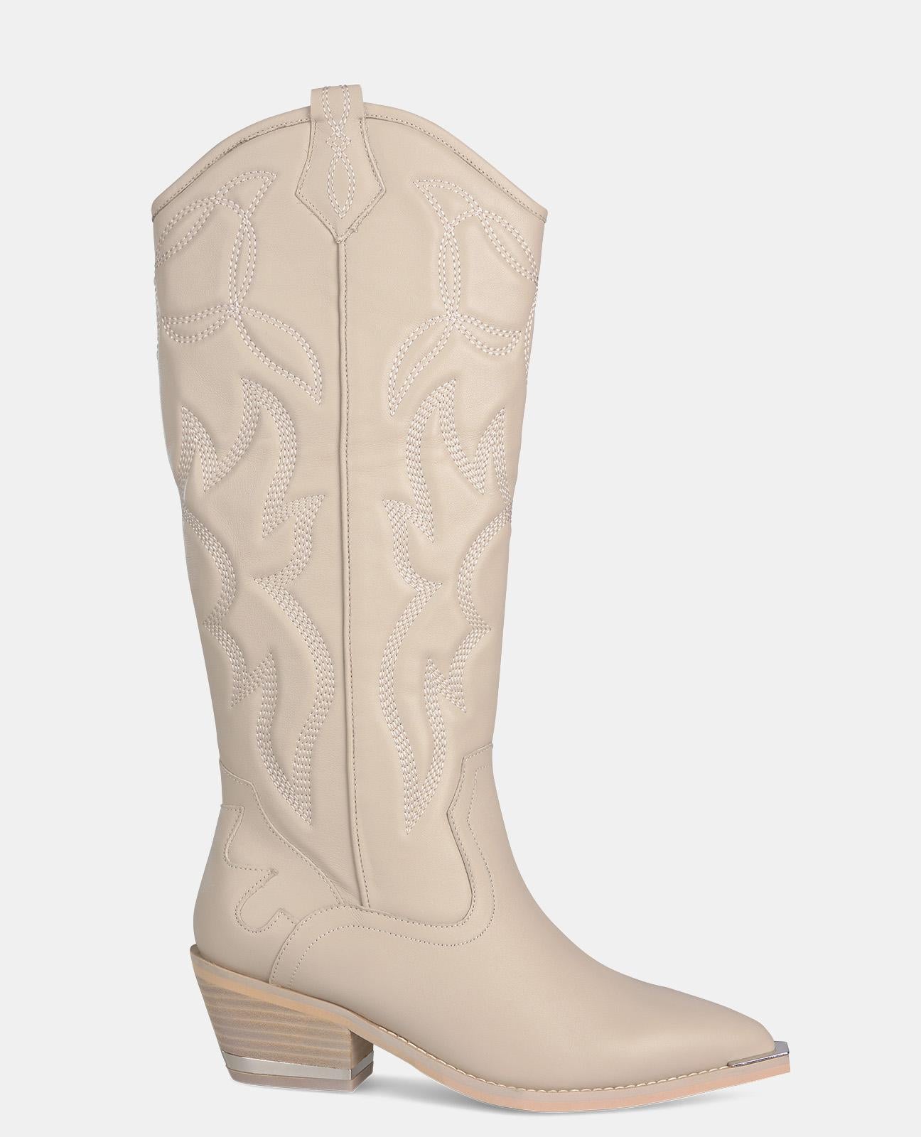 COWBOY BOOT WITH EMBROIDERY