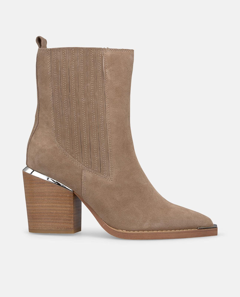 ANKLE BOOT WITH ELASTIC
