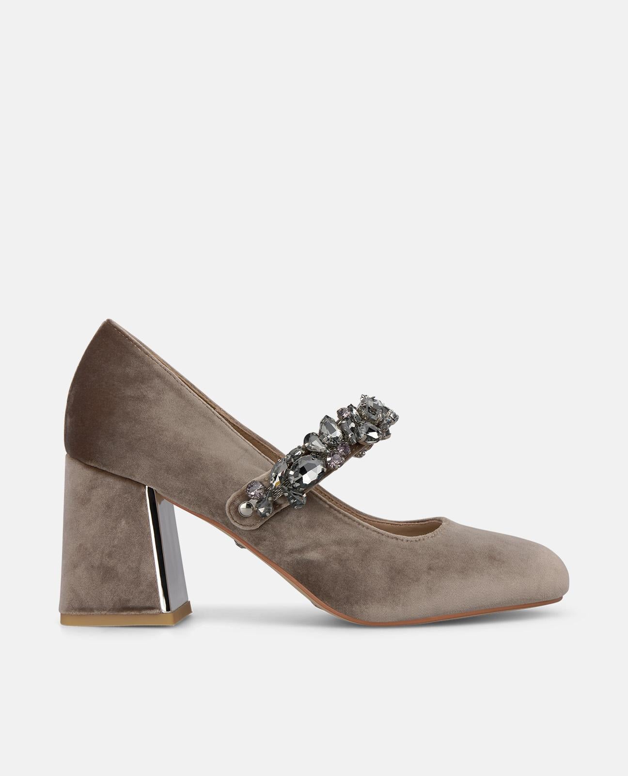ZAPATO SALÓN DE TERCIOPELO CON HEBILLA