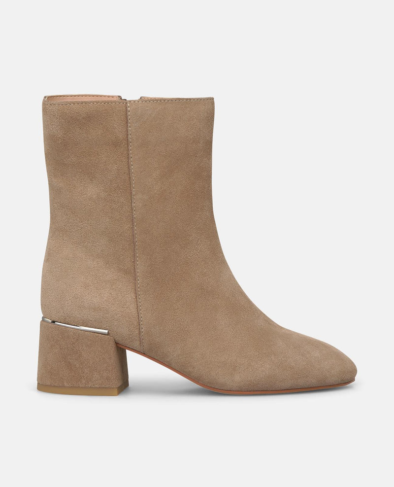 SUEDE ANKLE BOOTS WITH A ZIPPER CLOSURE