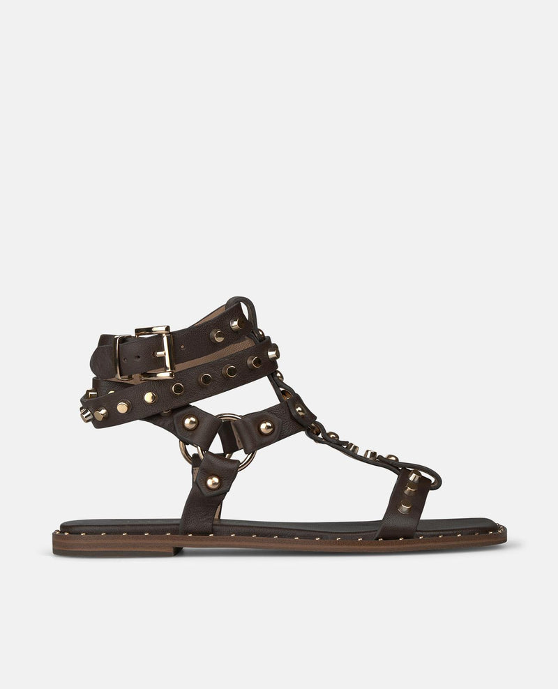 SANDÁLIA ESTILO GREGO COM TACHAS