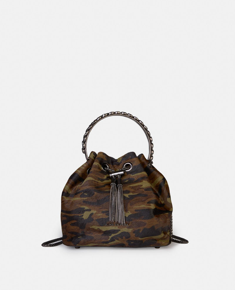 BOWLER BAG WITH PENDANT DETAIL