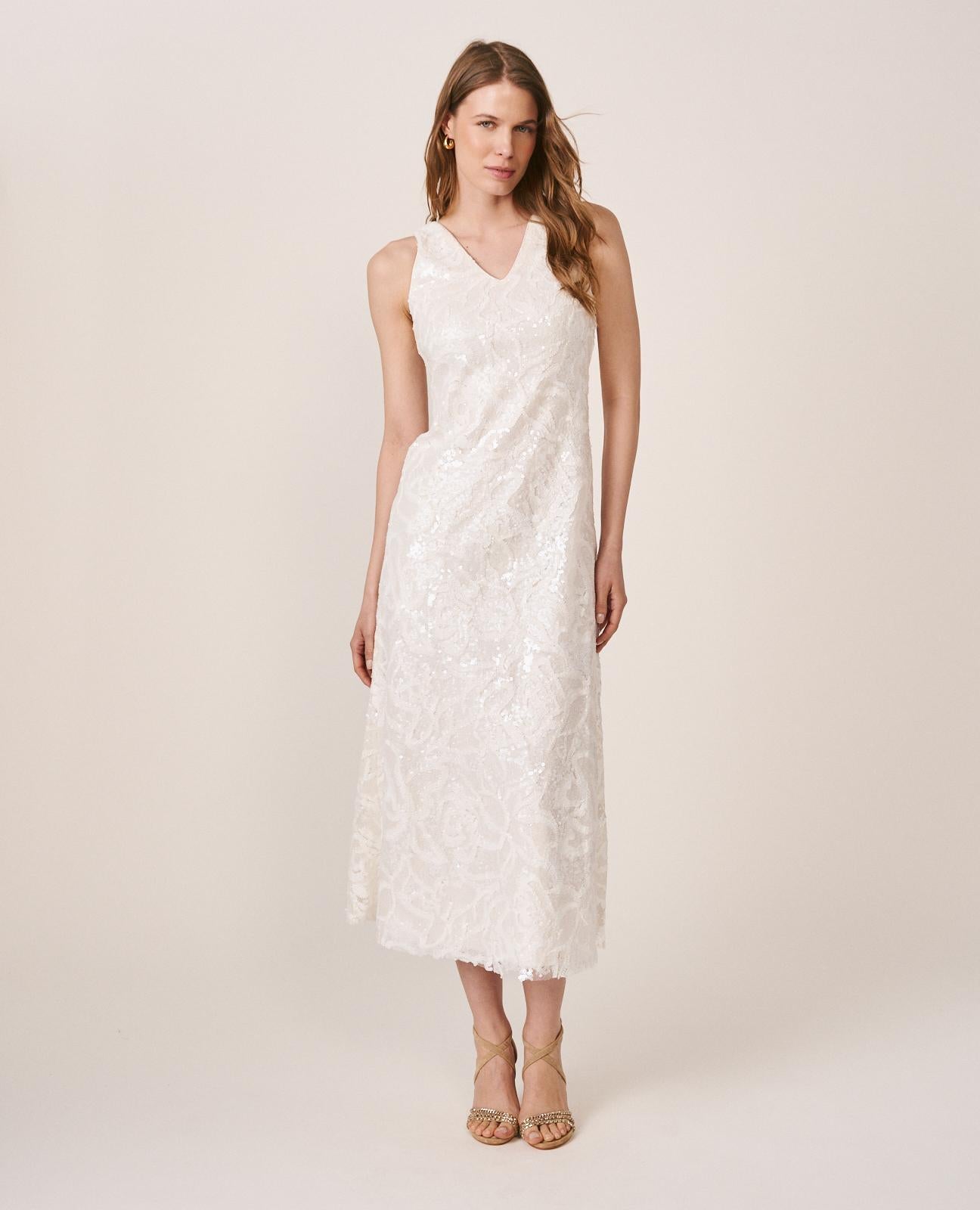 VESTIDO BORDADO FLORAL