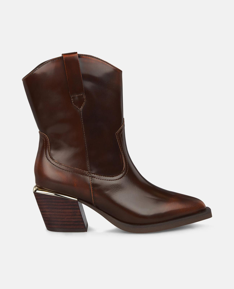 BOTÍN TACÓN CAÑA BAJA