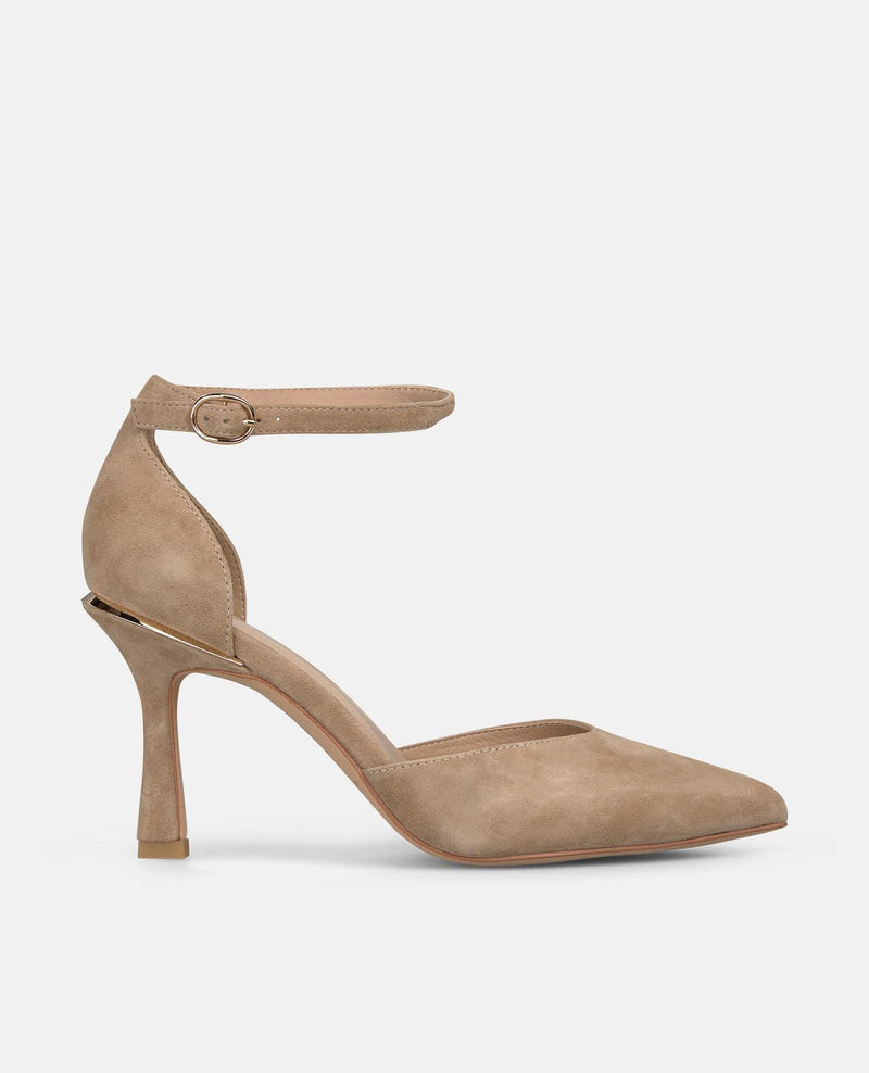 SPECIAL HEEL SALON