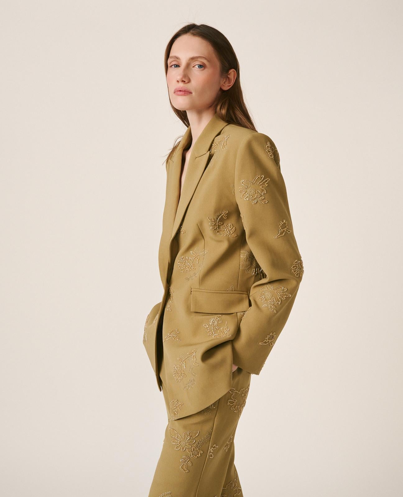 CREPE BLAZER