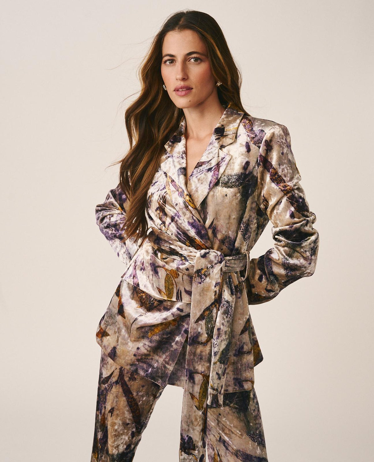 BLAZER TERCIOPELO CON LAZADA