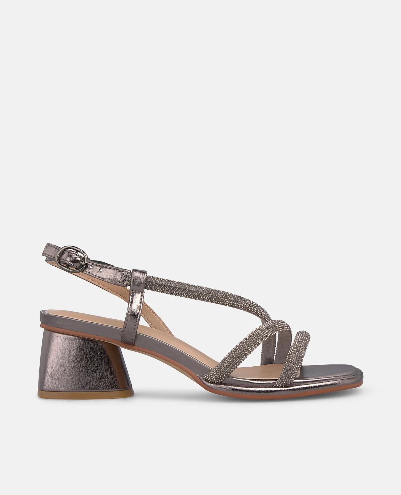 SANDALIA TACON MEDIO TIRA TUBULAR