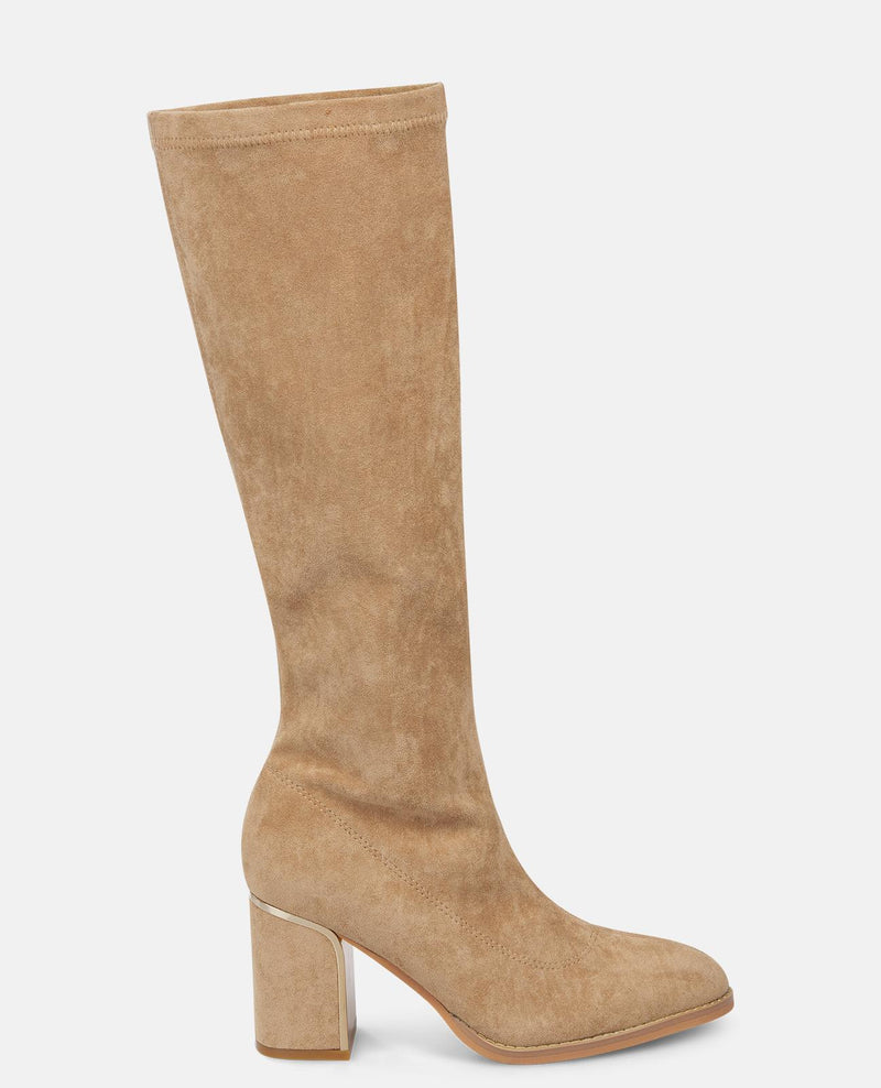 BOOT WITH BLOCK HEEL