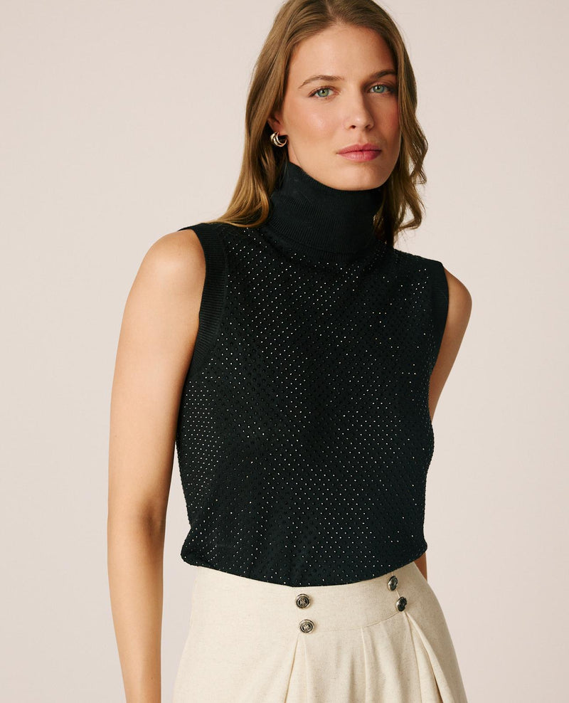 HIGH-NECK KNITTED SWEATER