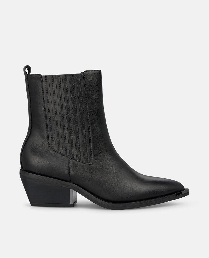 LEATHER CHELSEA BOOTS
