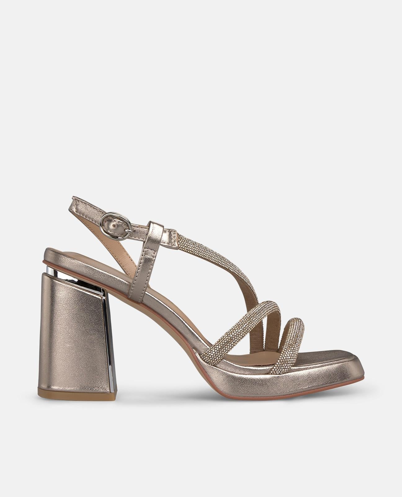 SANDALIA TIRAS CON PEDRERÍA