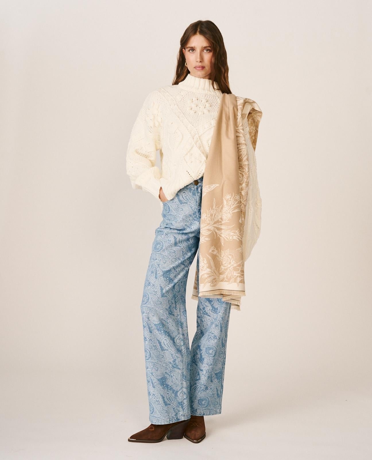 PANTALÓN VAQUERO PAISLEY