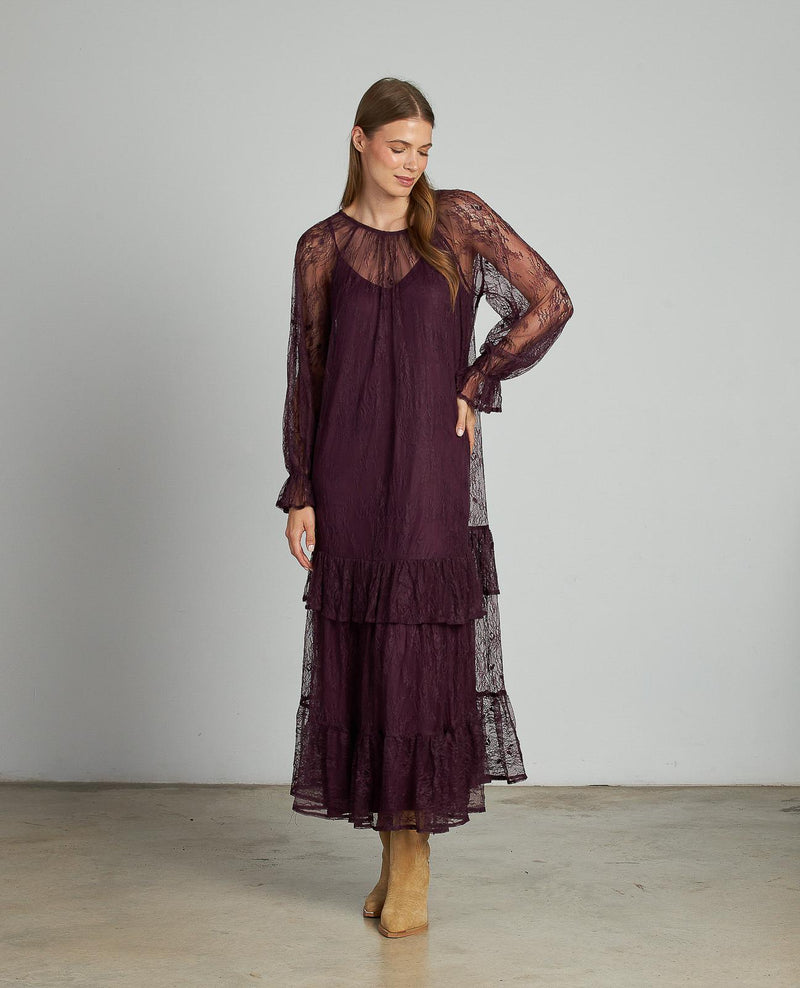 VESTIDO ENCAJE LARGO