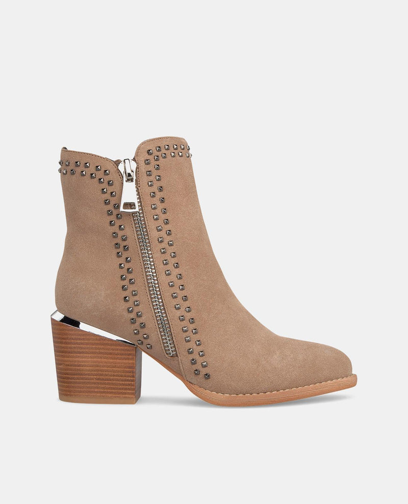 BOTTINES CLOUTÉES AVEC FERMETURE ÉCLAIR