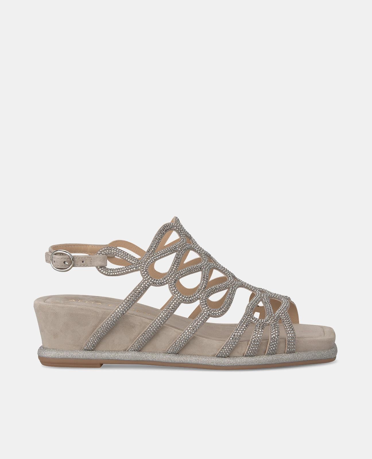SANDALIA PLATAFORMA CON BRILLO