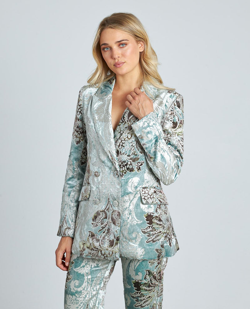 BLAZER DETALLES TERCIOPELO