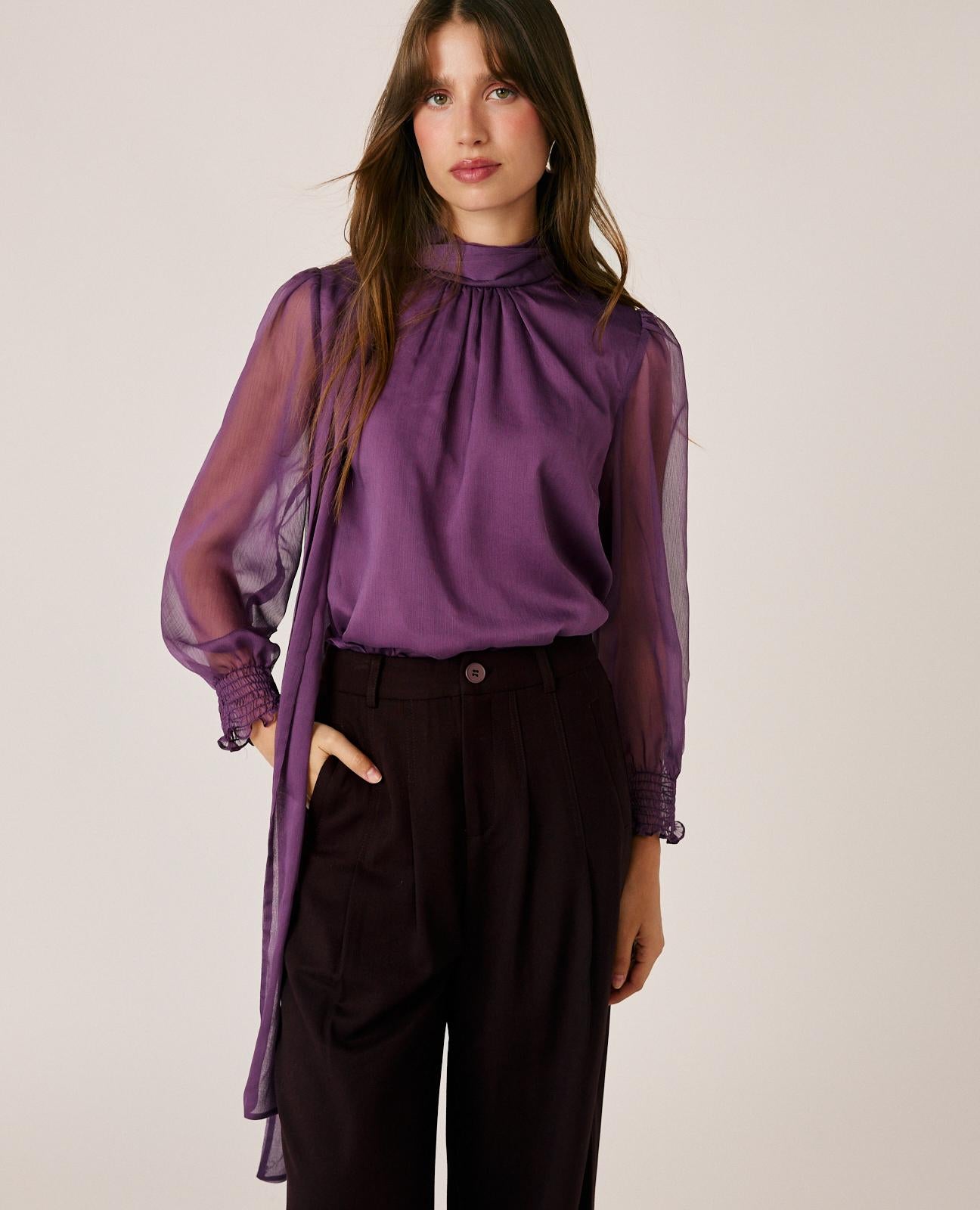 BLUSA GASA CON LAZADA EN CUELLO