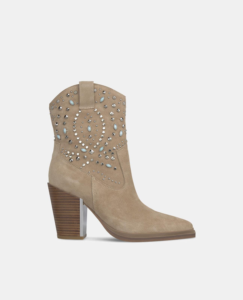 BOTTINES À TALON CLOUTÉ