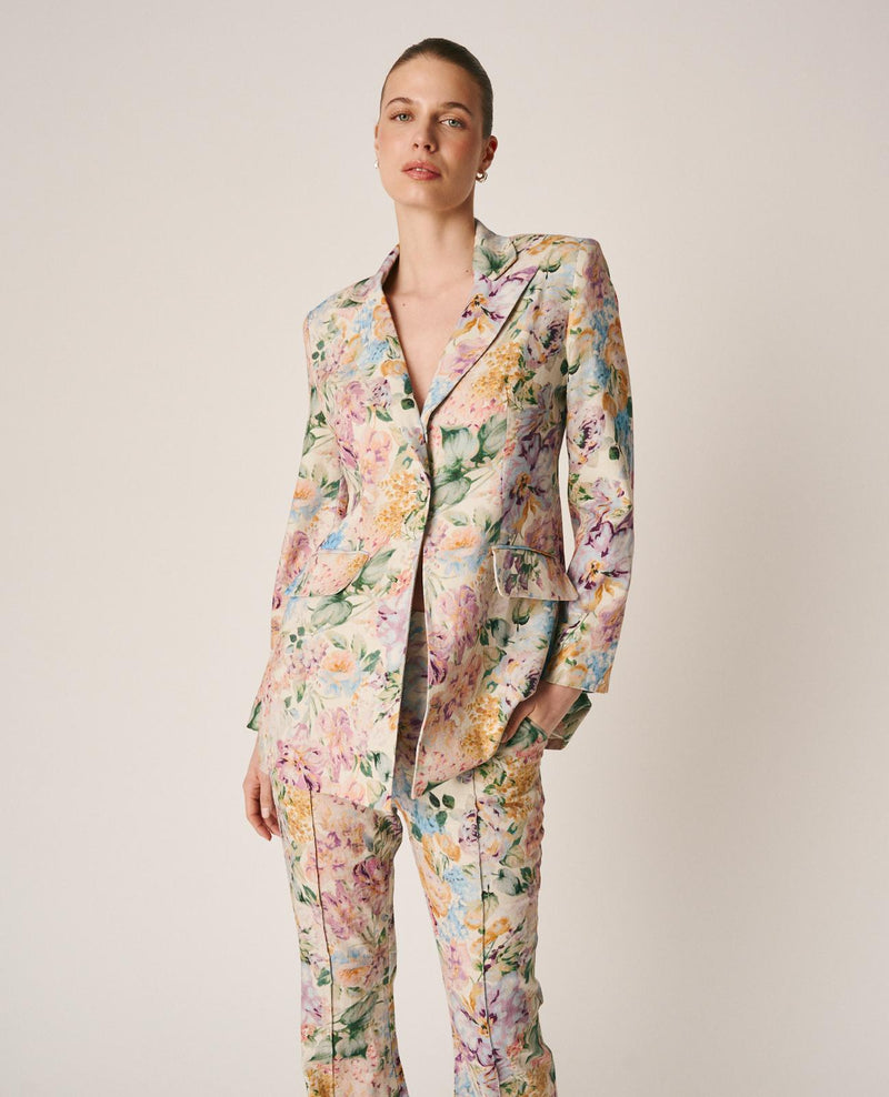 BLAZER ESTAMPADA DETALLES